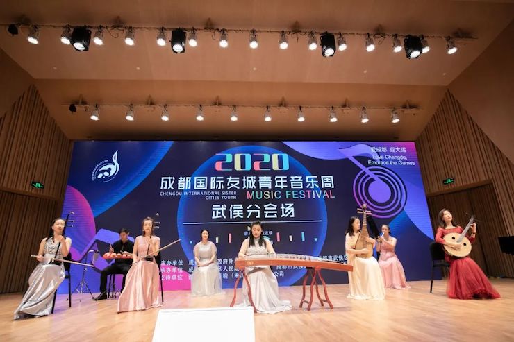活动报道 | “科技助力，跨越时空”，小鹿纯子携手刘明康共享中日音乐盛宴