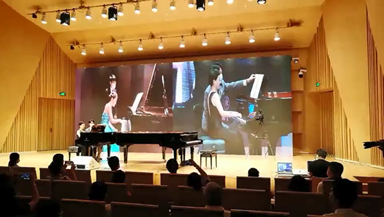 活动报道 | “科技助力，跨越时空”，小鹿纯子携手刘明康共享中日音乐盛宴