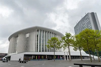 卢森堡爱乐音乐厅购入环球360RIVAGE PM10数字混音系统