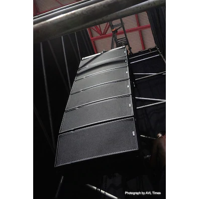 环球360和NEXO系统与爪哇爵士音乐节一起摇摆