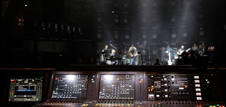 环球360RIVAGE PM10与Jamiroquai一起看遍世界