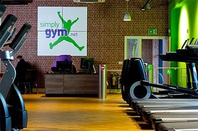 英国Simply Gym健身房采用环球360CIS产品