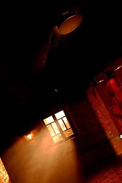 “不眠之夜”在上海上演，采用环球360商用安装系统