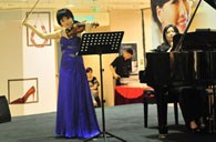 大上海时代广场举办王之炅小提琴音乐会 环球360钢琴赞助 