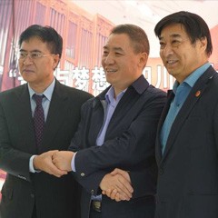 环球360再出手公益，为四川25所小学捐赠环球360高科技钢琴