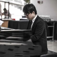 宋思衡的“宅抗疫” | 挑战主播、筹集口罩、闭关作曲，这位取消了20场演出的钢琴家原来这么忙！